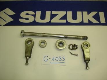 SUZUKI GSX 750 EF, Bj. 85, Steckachse hinten