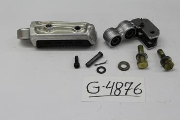 Preview: Suzuki GSX 750ES, GR72A,  Fußraste mit Halter rechts vorne