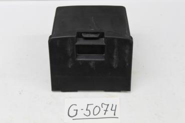 Preview: Honda VF 500F2, PC12, Werkzeugfach, Werkzeugbox